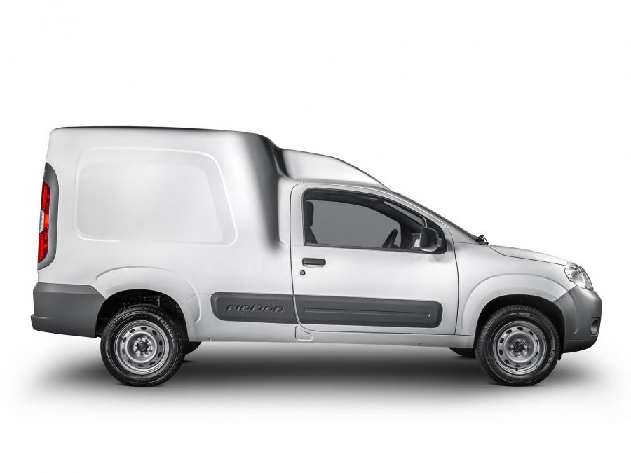  Fiat Fiorino Furgao 2013 года  (фото 23 из 30)